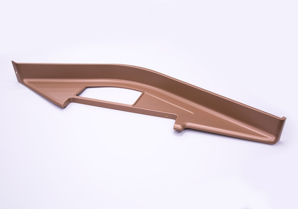 Long thermoformed structural part